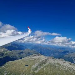 Flugwegposition um 12:04:49: Aufgenommen in der Nähe von Gemeinde Bad Gastein, Bad Gastein, Österreich in 3161 Meter